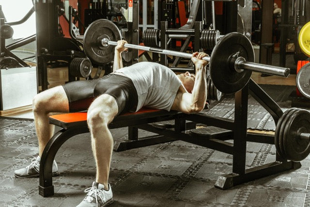 Hur många kan bänka 100 kg?