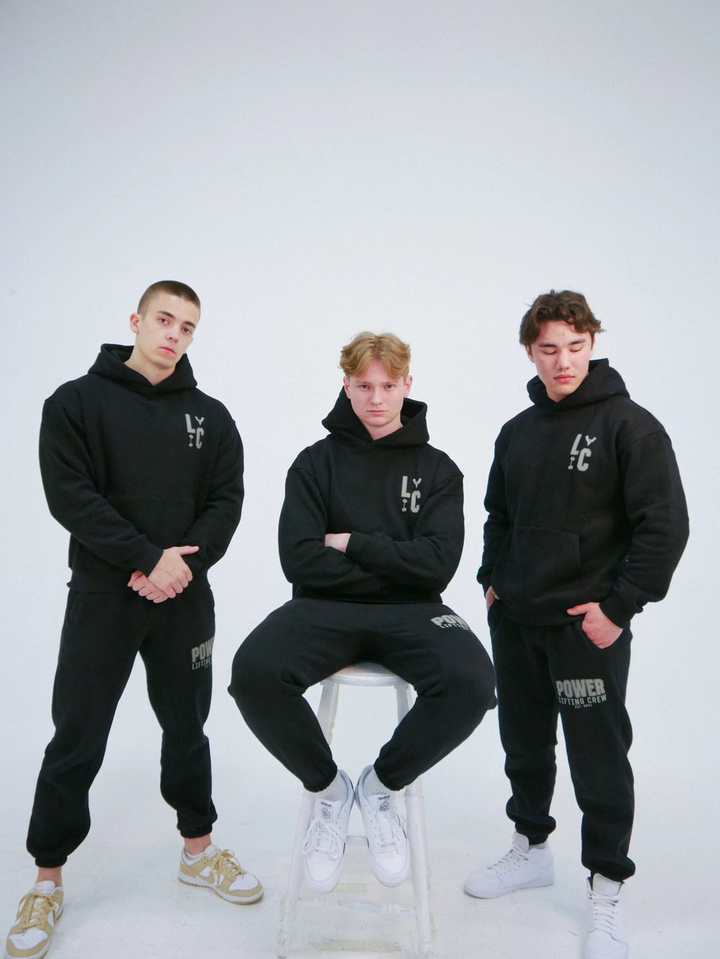 Power Nutrition LC Set tre modeller i en studio