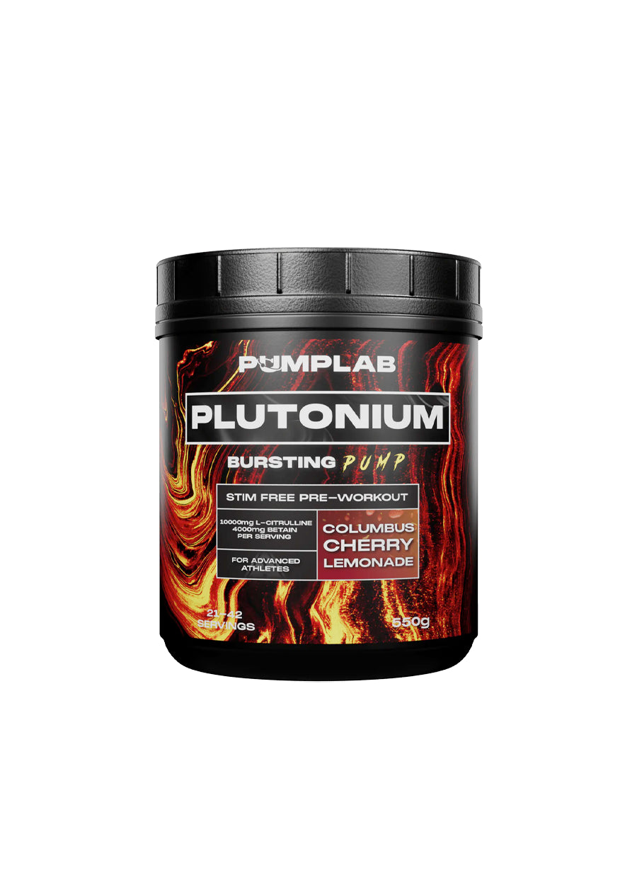 PumpLab PLUTONIUM Stim Free Pre-Workout 550g Columbus Cherry Lemonade Framsida
